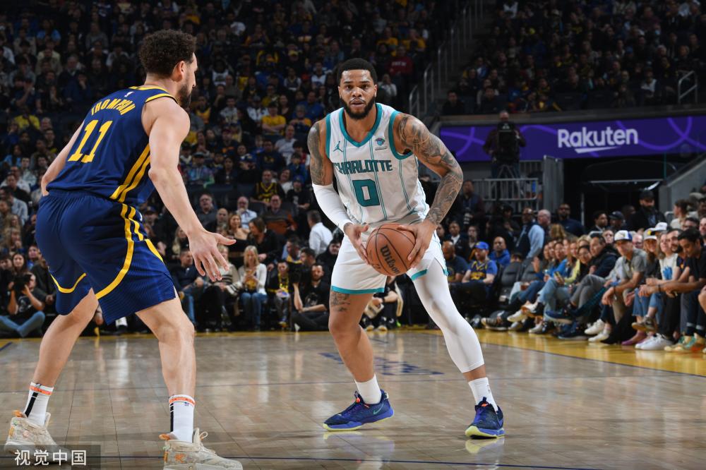 而球迷之间 而球迷之间